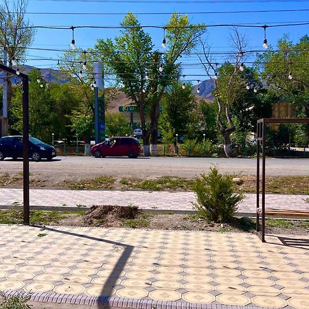 Tumar Guest House Naryn Exterior foto